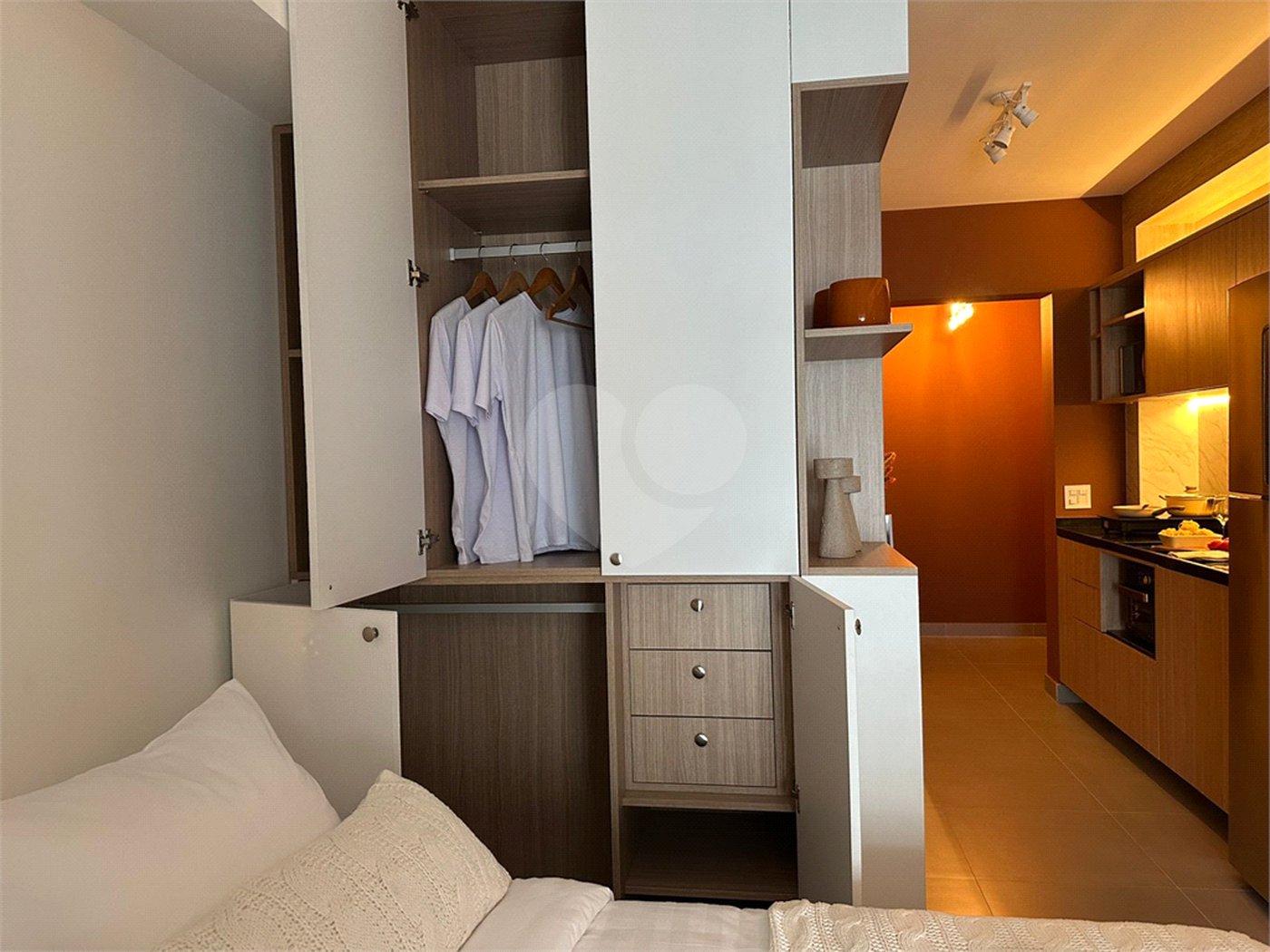 Apartamento à venda ou para alugar com 1 suíte em Pinheiros, São Paulo, SP