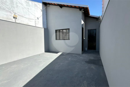 Casa à venda com 2 quartos em Vila Nastri, Itapetininga, SP