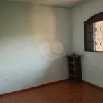 Casa à venda com 2 quartos, sendo 1 suíte, no condomínio Mirante da Mantiqueira I, Mairiporã - SP