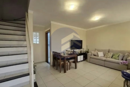 Casa à venda com 2 quartos, sendo 2 suítes, em Jardim Monte Alegre, São Paulo - SP