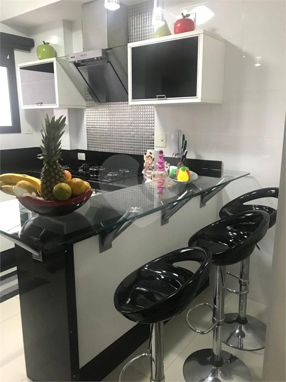 Apartamento à venda com 3 suítes em Vila Regente Feijó, São Paulo, SP
