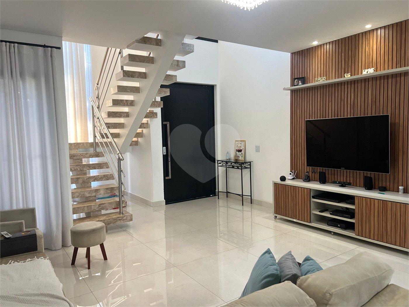 Casa à venda com 4 quartos, sendo 3 suítes, no condomínio Ibiti Reserva, Sorocaba - SP