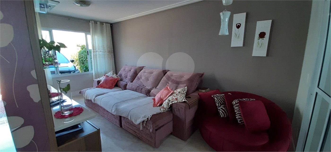 Casa à venda com 3 quartos, sendo 1 suíte,  no condomínio Liberty, Mogi das Cruzes - SP