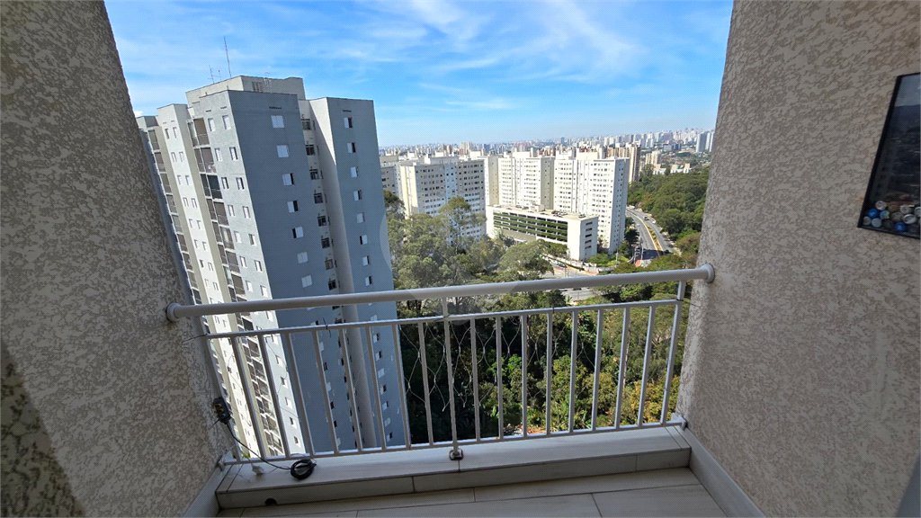 Apartamento à venda com 3 quartos, sendo 1 suíte, em Jardim Íris, São Paulo, SP