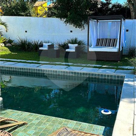 Casa à venda com 3 suítes em Caravelas, Armação dos Búzios, RJ