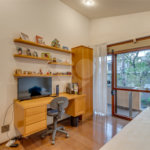 Casa à venda com 5 quartos, sendo 4 suítes, em Alto da Boa Vista, São Paulo, SP