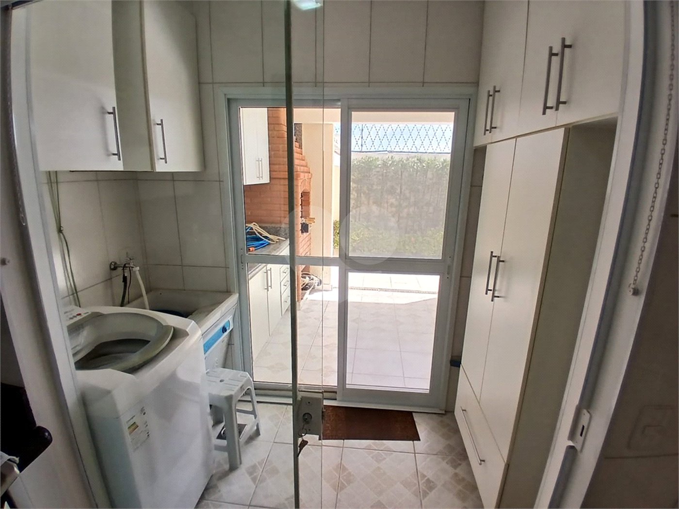 Casa à venda com 3 quartos, sendo 1 suíte, no condomínio Golden Park Residence II, Sorocaba - SP