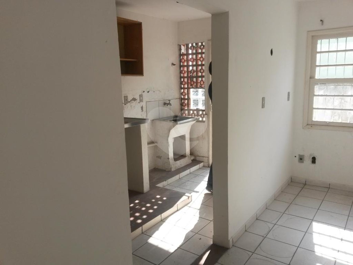 Sobrado à venda com 15 quartos, sendo 3 suítes, em Tucuruvi, São Paulo, SP
