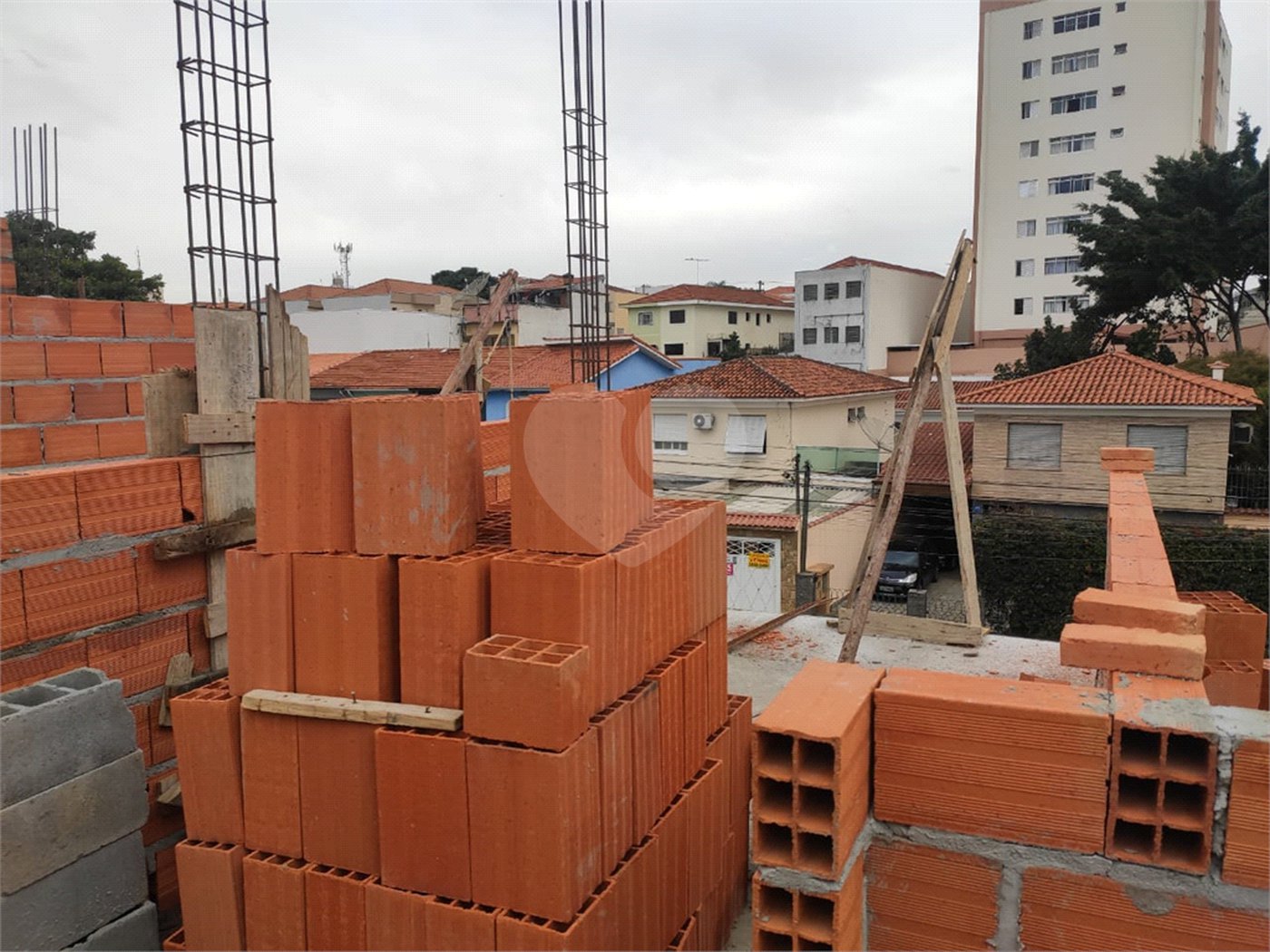 Casa à venda com 2 quartos, sendo 1 suíte, em Vila Guilherme, São Paulo, SP