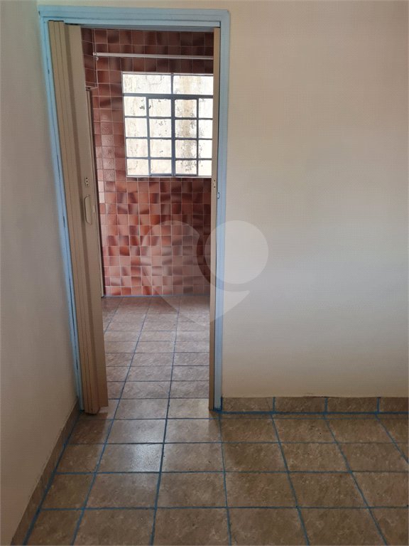 Casa à venda com 6 quartos em Vila dos Remédios, São Paulo, SP
