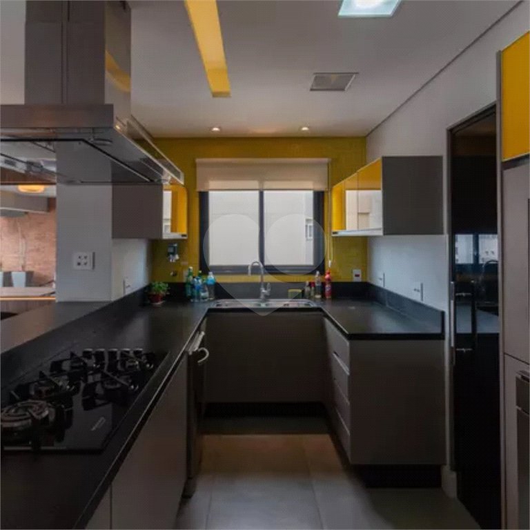 Cobertura à venda com 3 suítes em Vila Olímpia, São Paulo, SP