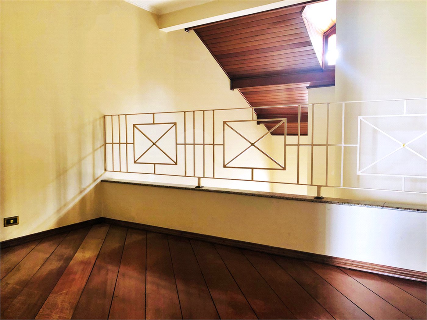 Sobrado à venda com 3 quartos, sendo 2 suítes,  em Mandaqui, São Paulo, SP