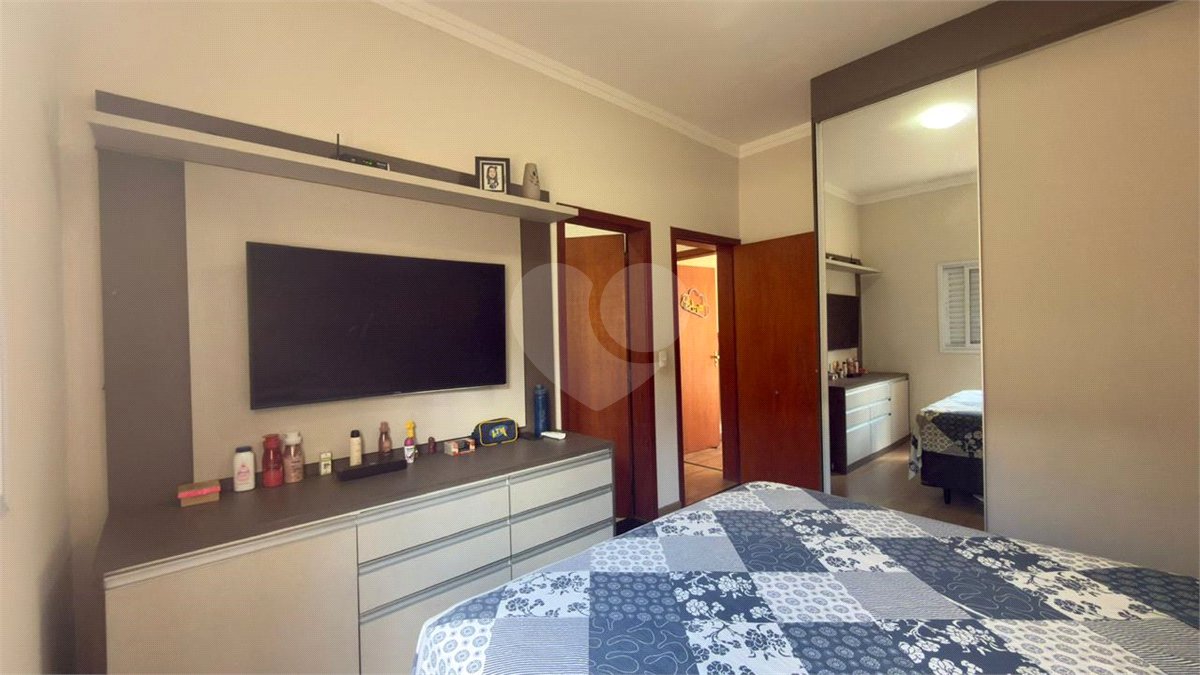 Casa à venda com 4 quartos, sendo 1 suíte,  no condomínio Portobello Sorocaba, Sorocaba - SP