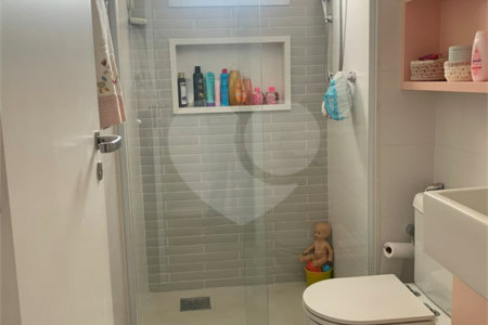 Apartamento à venda com 3 suítes em Lapa, São Paulo, SP