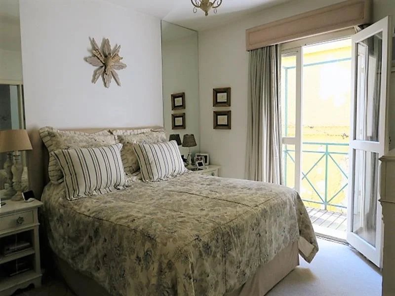 Casa à venda com 4 quartos, sendo 2 suítes, em Jardim Morumbi, São Paulo, SP
