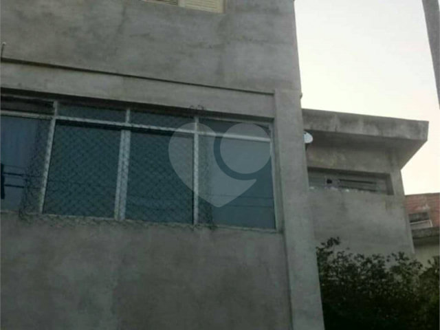 Casa à venda com 3 quartos, sendo 1 suíte,  em Horto, São Paulo, SP