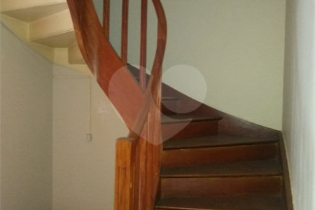 Sobrado à venda ou para alugar com 2 quartos, sendo 1 suíte, em Santana, São Paulo, SP
