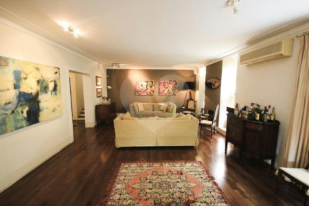 Casa à venda com 3 quartos, sendo 2 suítes,  em Vila Tramontano, São Paulo, SP