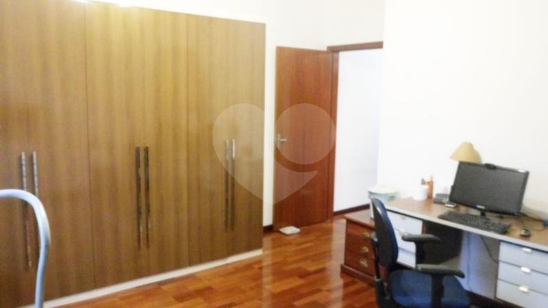 Sobrado à venda com 3 quartos, sendo 1 suíte, em Campo Grande, São Paulo, SP