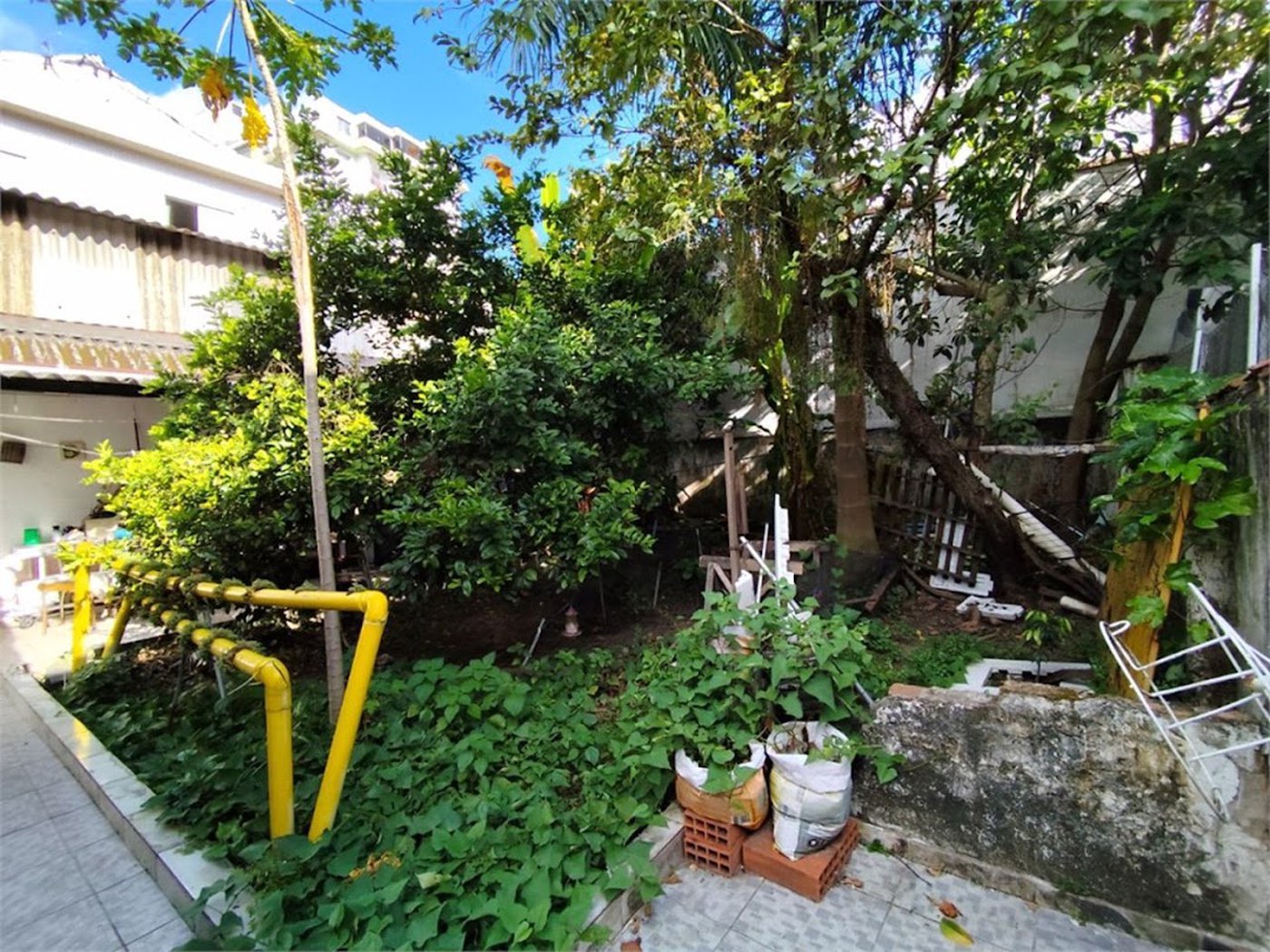Casa com 4 dormitórios à venda, 500 m² por R$ 2.000.000,00 - Vila Belmiro - Santos/SP