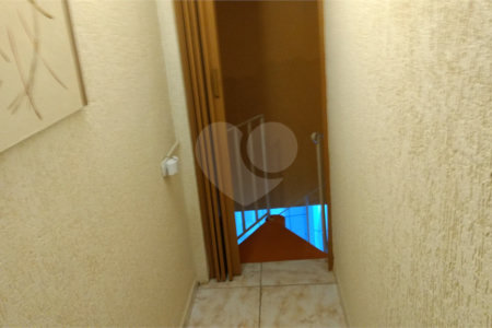 Sobrado à venda com 3 quartos, sendo 1 suíte, em Parada Inglesa, São Paulo, SP