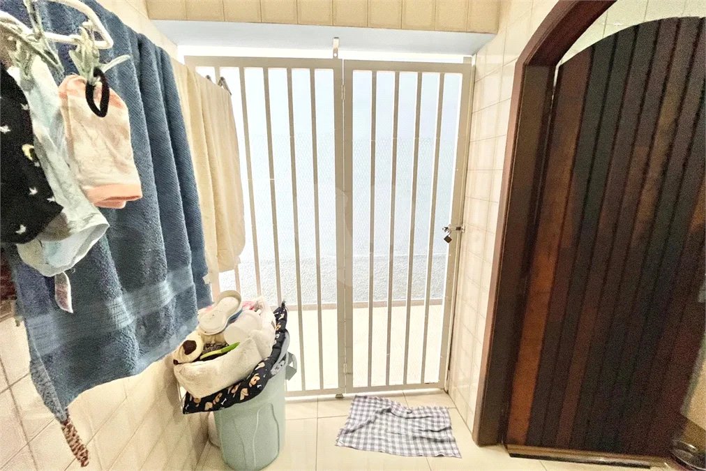 Sobrado à venda com 3 quartos, sendo 1 suíte, em Vila Vitório Mazzei, São Paulo, SP