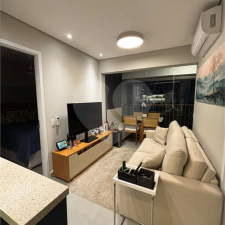 Apartamento à venda com 2 quartos, sendo 1 suíte, em Santo Amaro, São Paulo, SP