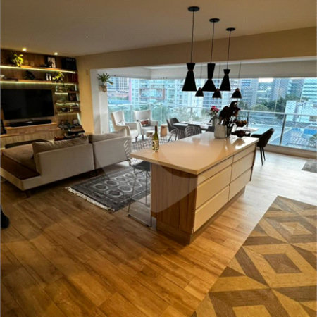 Apartamento à venda com 3 suítes em Vila Gertrudes, São Paulo, SP
