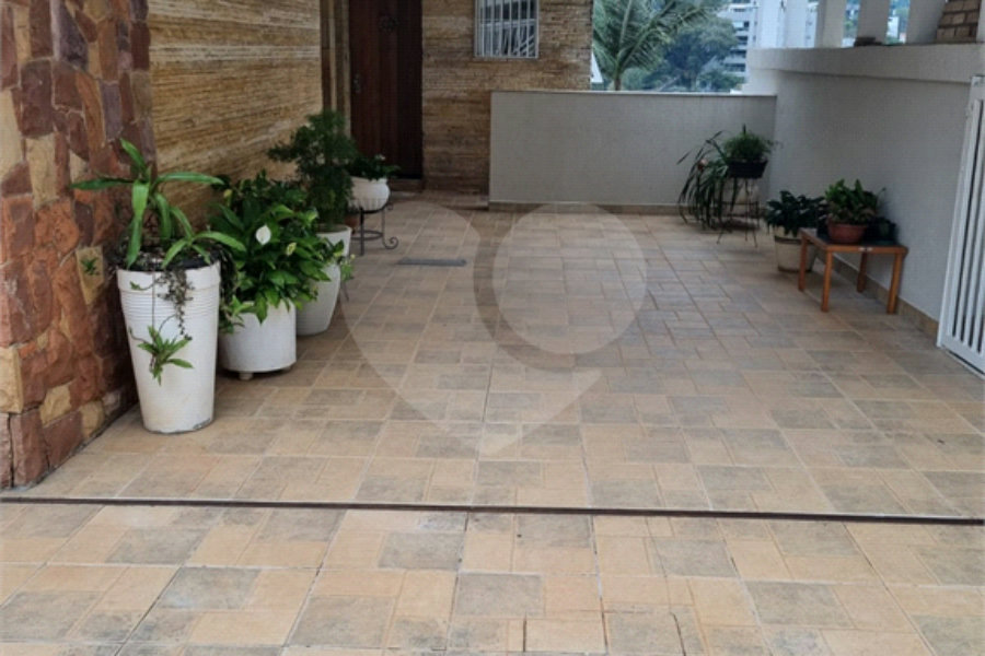 Casa Térrea à venda com 5 quartos, sendo 3 suítes, em Tremembé, São Paulo, SP