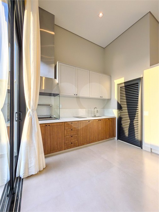 Casa à venda com 3 suítes no condomínio Residencial Dona Maria Candida, Indaiatuba - SP