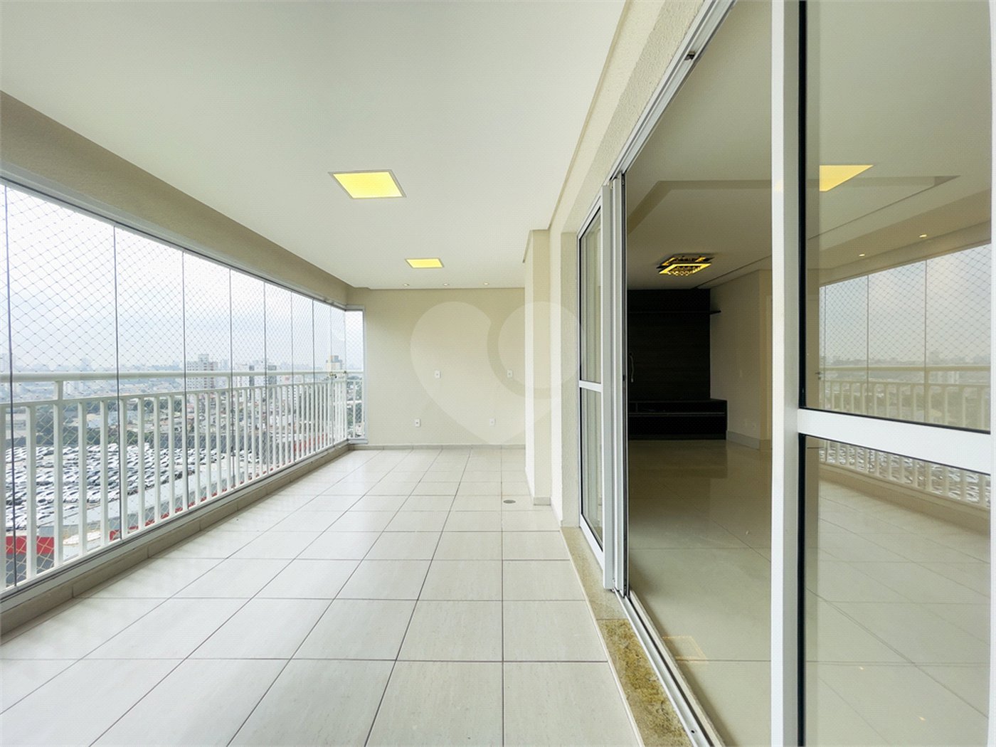 Apartamento à venda com 3 quartos, sendo 4 suítes,  no Centro, São Bernardo do Campo, SP