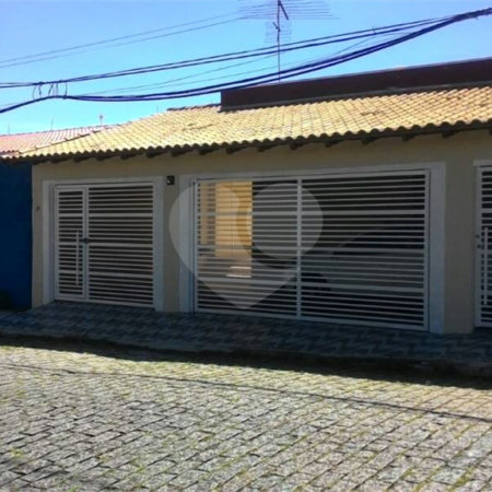 Casa à venda com 3 quartos, sendo 1 suíte, em Vila São Francisco, Suzano, SP
