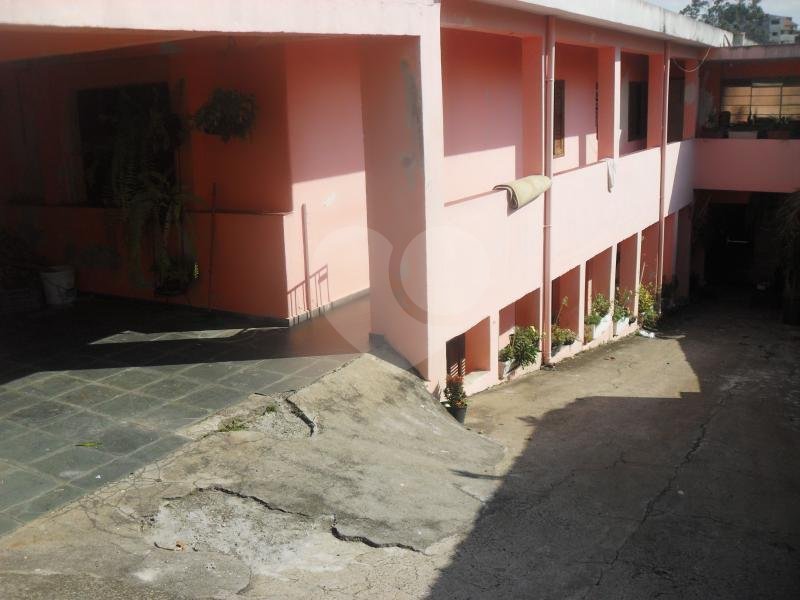 Sobrado à venda com 3 quartos, sendo 1 suíte, em Vila Sônia, São Paulo, SP