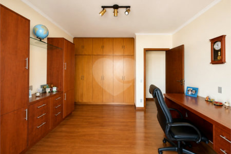 Casa à venda ou para alugar com 4 quartos, sendo 3 suítes, no Centro, Itapetininga, SP