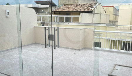 Cobertura à venda com 3 quartos, sendo 2 suítes,  em Cachamorra, Rio de Janeiro, RJ