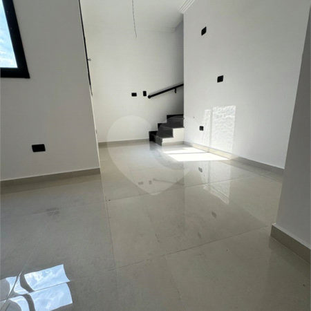 Cobertura à venda com 2 quartos, sendo 1 suíte,  em Vila Guaraciaba, Santo André, SP