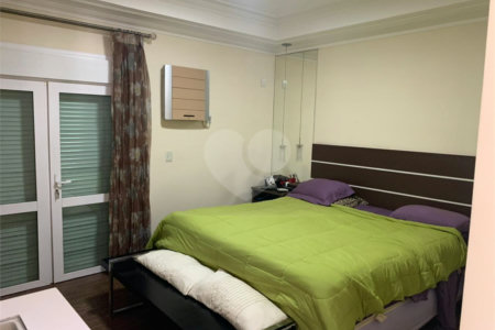 Casa à venda com 5 quartos, sendo 4 suítes, no condomínio Santa Teresa, Itupeva - SP