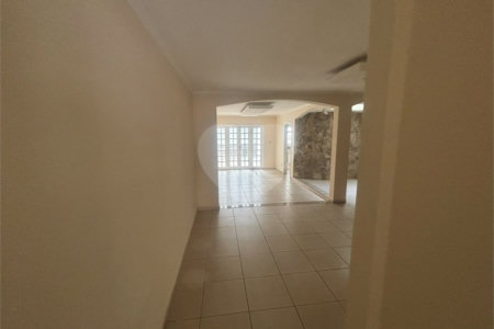 Casa à venda com 3 quartos, sendo 1 suíte, em Vila Boaventura, Jundiaí, SP