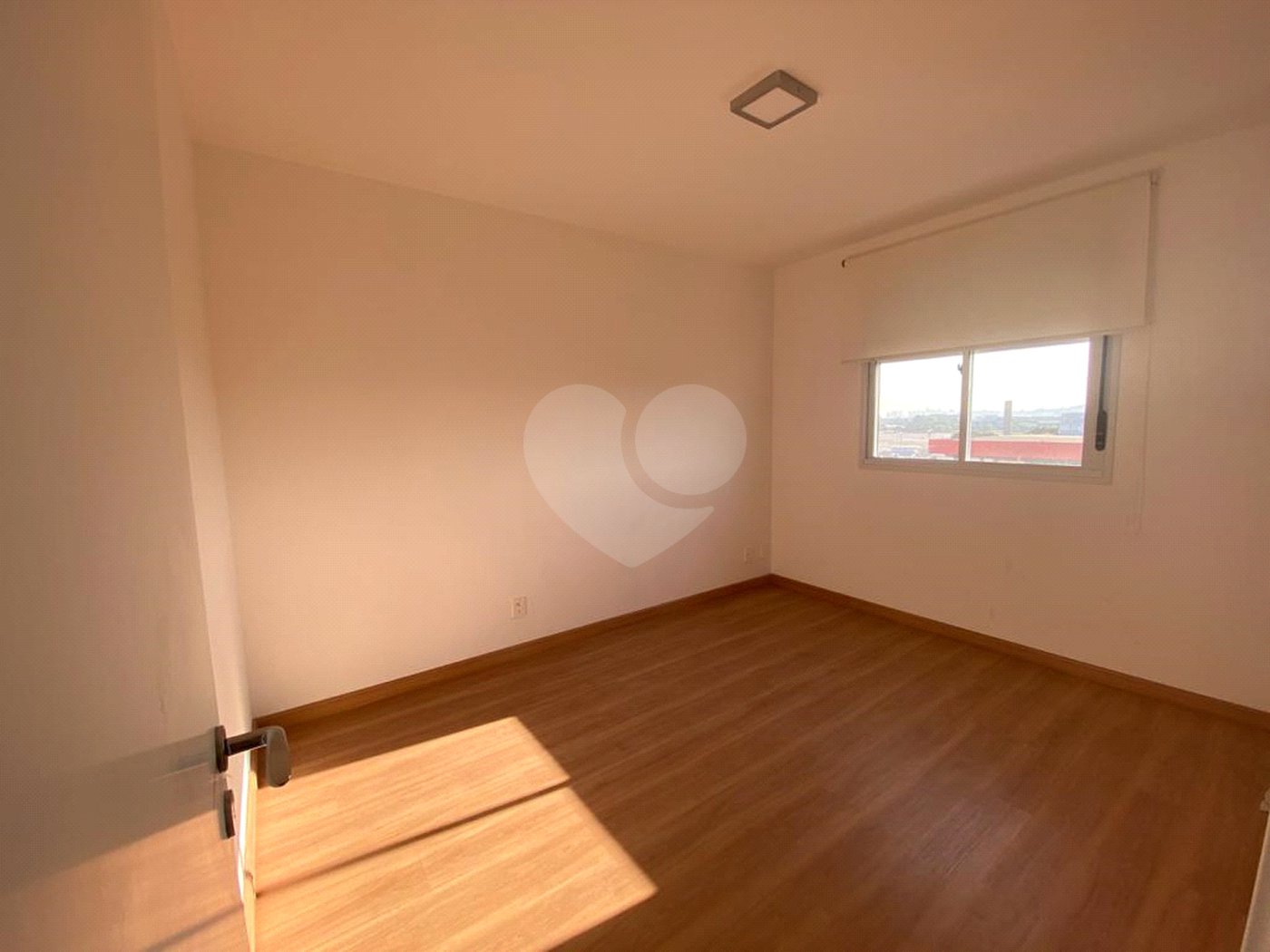Apartamento à venda com 3 quartos, sendo 1 suíte, em Vila Guilherme, São Paulo, SP