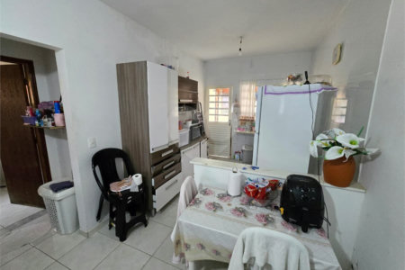 Casa à venda com 2 quartos, sendo 1 suíte, em Therezinha Piedade, Itapetininga, SP