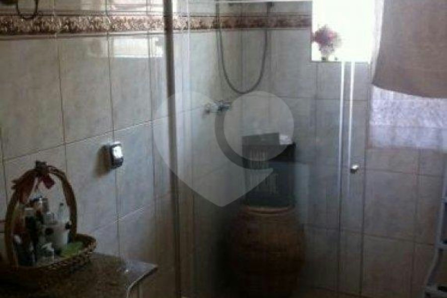 Sobrado à venda com 6 quartos, sendo 4 suítes, em Barro Branco (zona Norte), São Paulo, SP