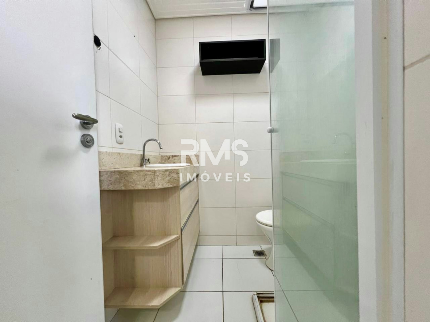 Apartamento à venda com 3 quartos, sendo 1 suíte, no condomínio Residencial Ilhas Mediterrâneo, Itu - SP