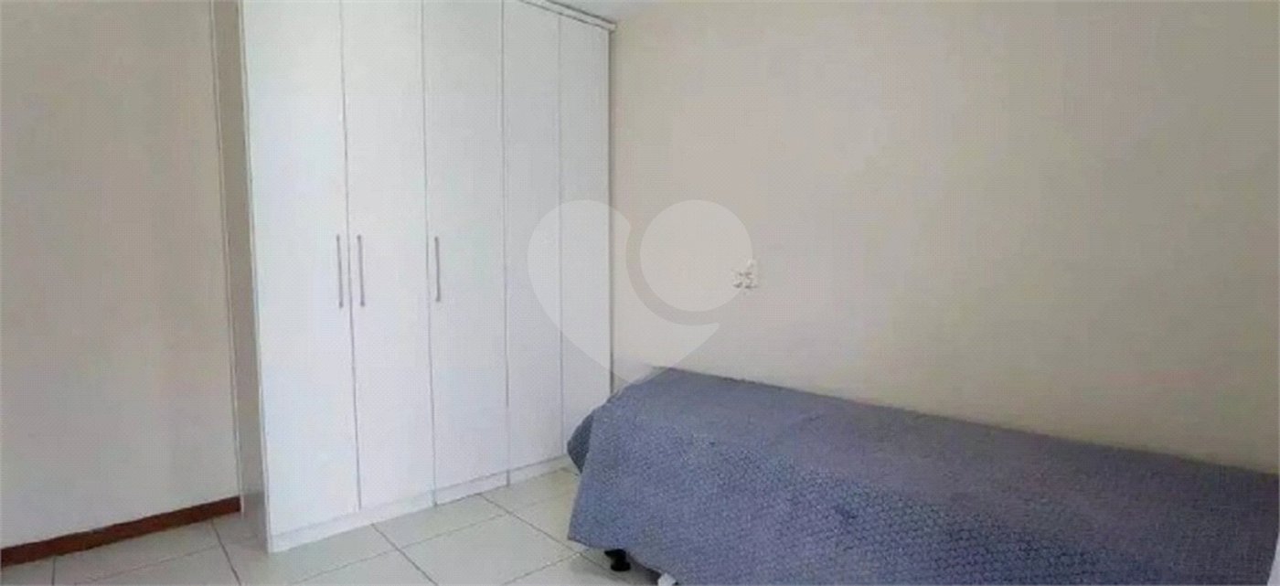 Cobertura à venda com 4 quartos, sendo 2 suítes,  em Algodoal, Cabo Frio, RJ