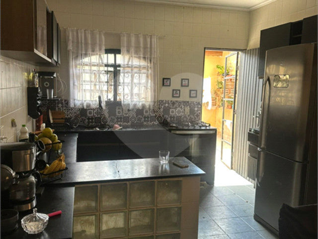 Sobrado à venda com 3 quartos, sendo 1 suíte,  em Jardim Líbano, São Paulo, SP