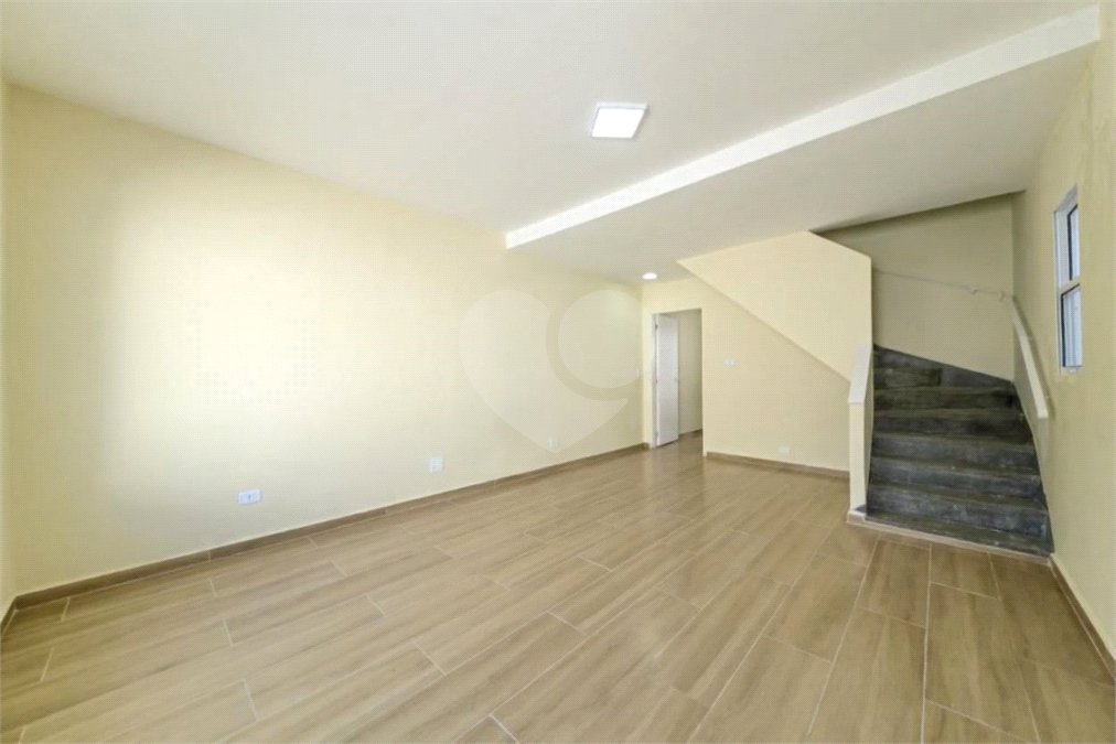 Casa à venda com 2 quartos no condomínio Indiana, São Paulo - SP