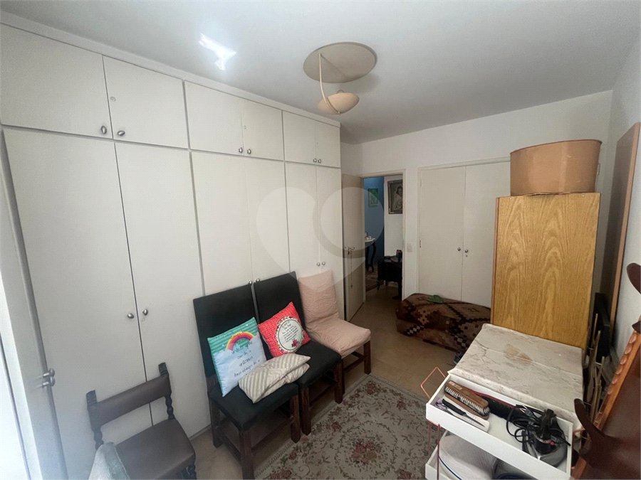 Apartamento à venda com 3 quartos, sendo 2 suítes,  em Jardim Paulista, São Paulo, SP