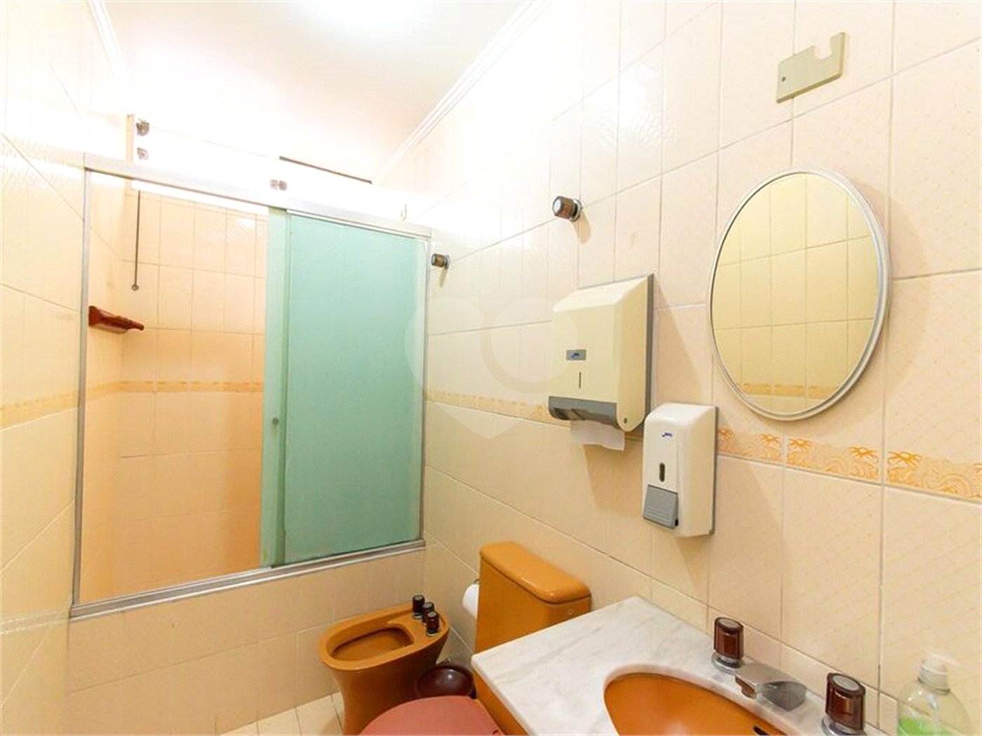 Casa à venda com 8 quartos, sendo 2 suítes, em Indianópolis, São Paulo, SP
