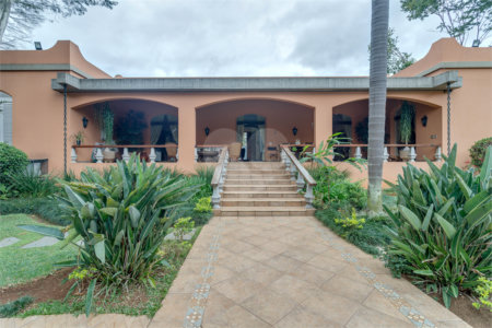 Casa à venda ou para alugar com 4 suítes em Alto da Boa Vista, São Paulo, SP