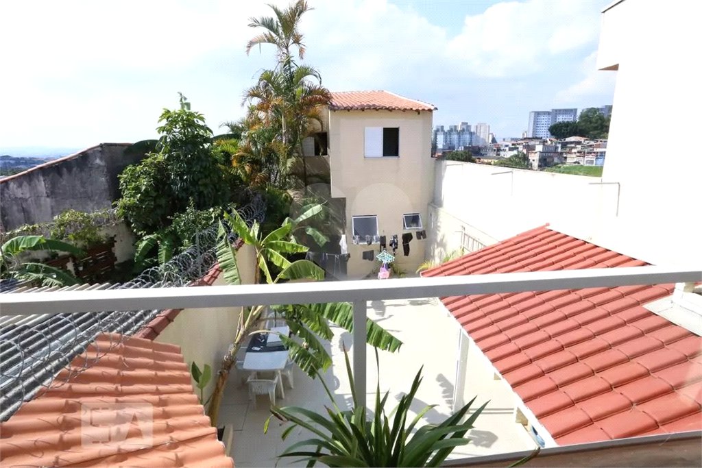 Sobrado à venda com 6 quartos, sendo 5 suítes, em Vila Paranaguá, São Paulo, SP