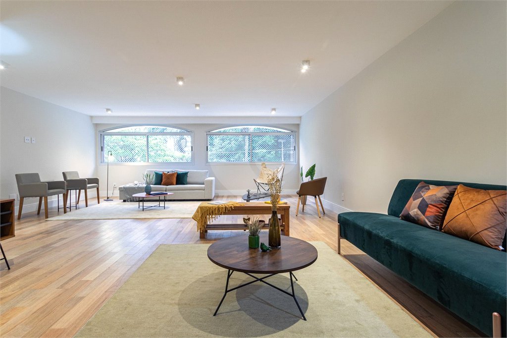 Apartamento à venda com 4 quartos, sendo 2 suítes,  em Bela Vista, São Paulo, SP